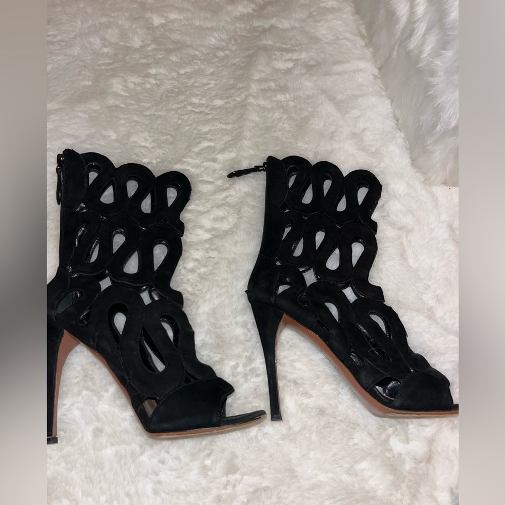 Alaia Paris heels